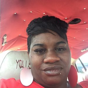 Meet your Posher, Toya