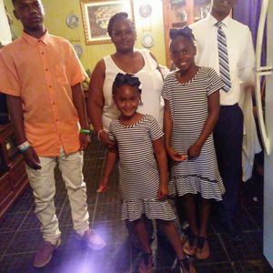 Meet your Posher, Roxanna