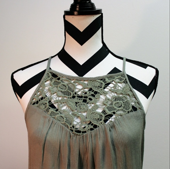 Crochet Top - Picture 2 of 3