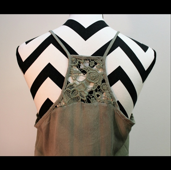 Crochet Top - Picture 3 of 3