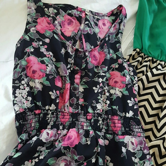 Four Cute Dresses! - Picture 2 of 4