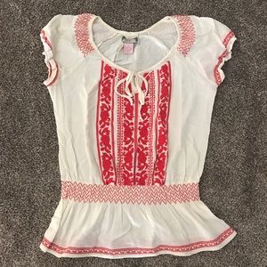 🚫SOLD LOCALLY🚫Vintage embroidered 70's top