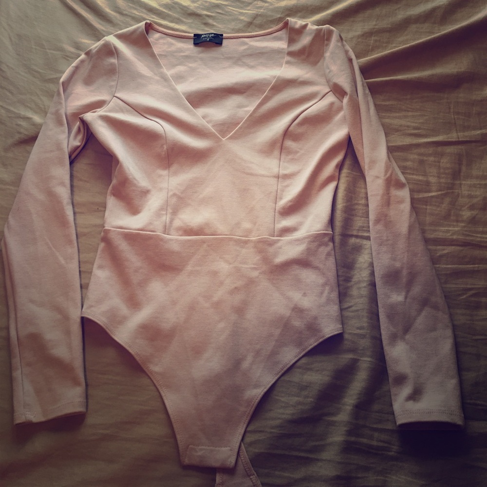 V-neck pink bodysuit