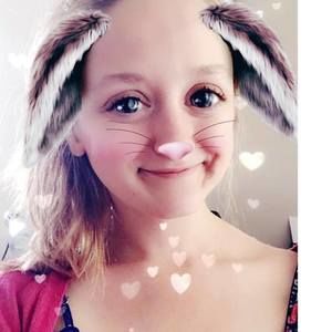 Meet your Posher, Caitlyn