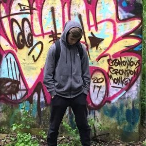 Meet your Posher, Joe