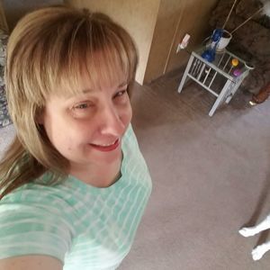 Meet your Posher, Linda