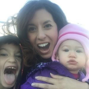 Meet your Posher, Dee