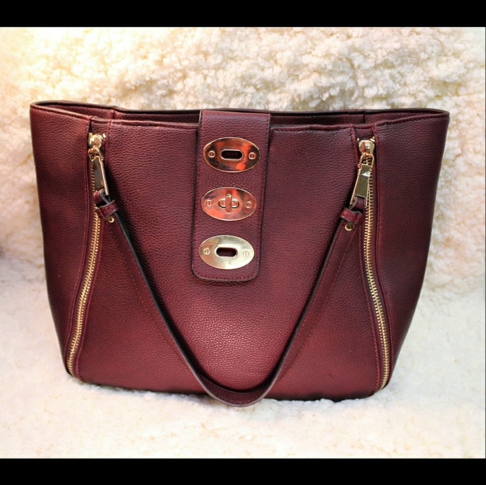 Multi Pocket Handbag