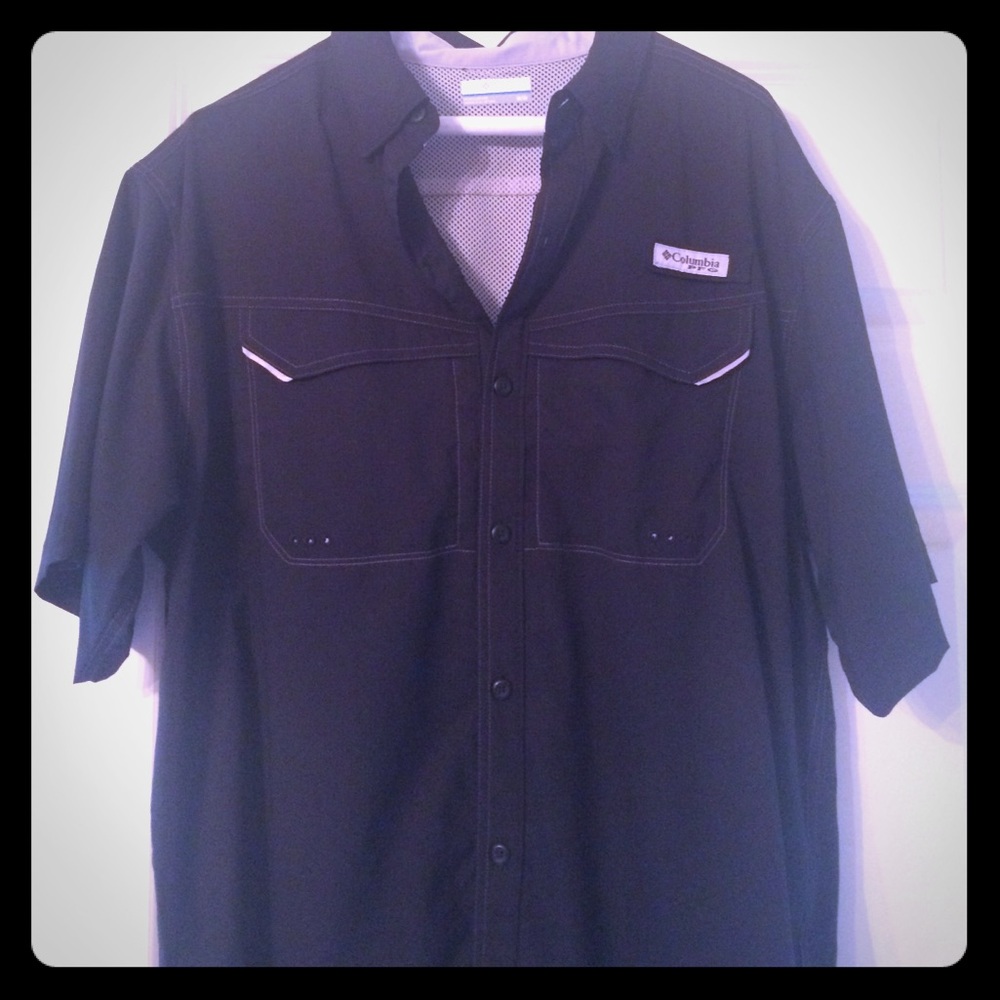 Men's Columbia PFG shirt black.