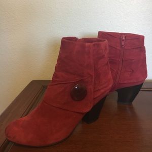 Red suede short boots by Vaneli