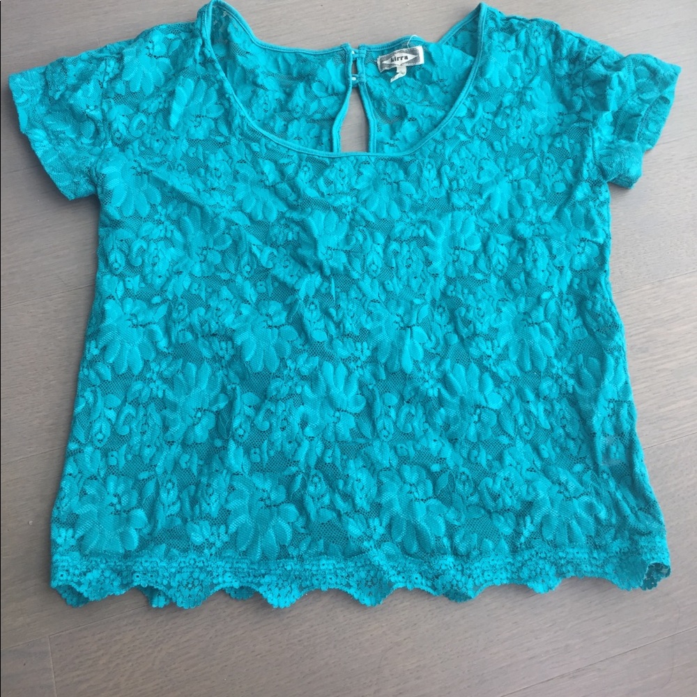 Kirra PacSun floral lace top