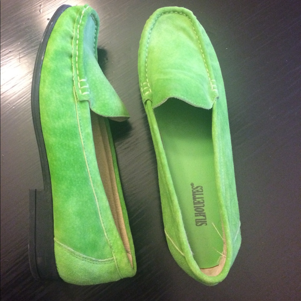 Women's size 81/2 lime green loafers.