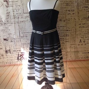 🇺🇸 Memorial Day Sale 🇺🇸 WHBM Dress