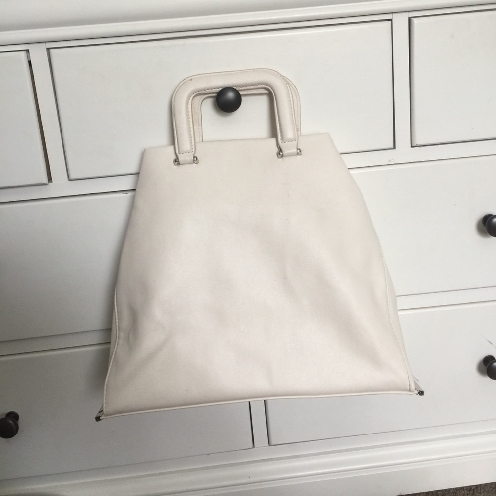 New white forever 21 purse
