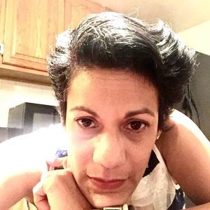 Meet your Posher, Sandra l.