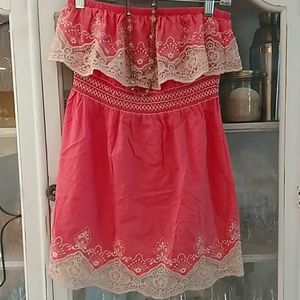 🌺 Strapless lace top 🌺