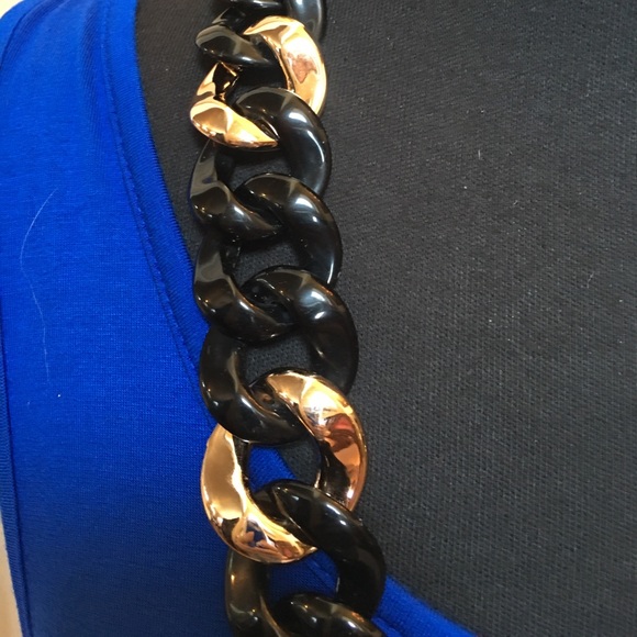 Necklace Black and gold color. Fashion Jewelry. - Picture 4 of 4