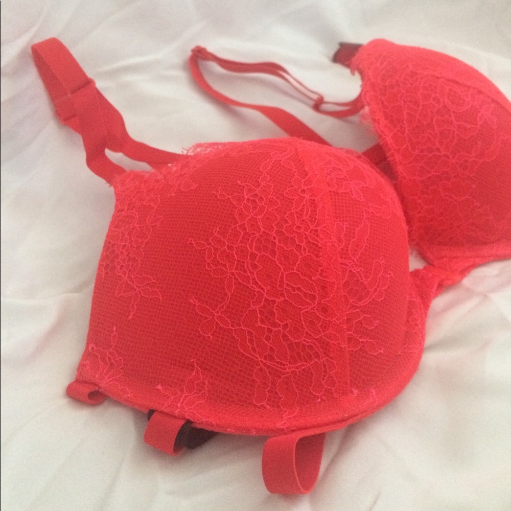 🎉VICTORIA'S SECRET VERY SEXY PUSH UP