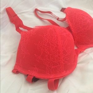 🎉VICTORIA'S SECRET VERY SEXY PUSH UP