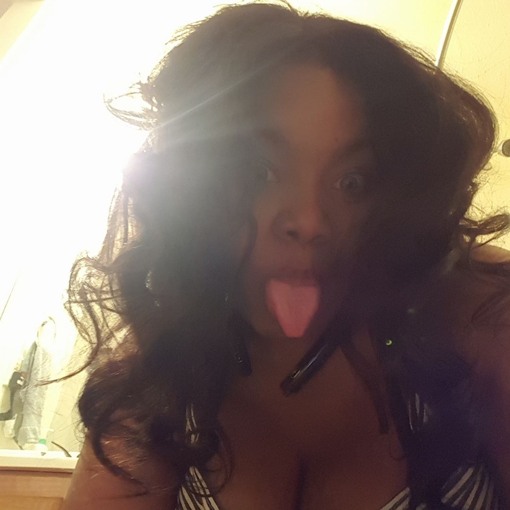 Meet your Posher, Sunni