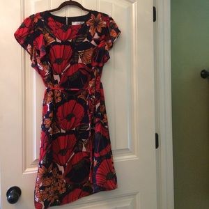 Bold print floral dress. Size small petite
