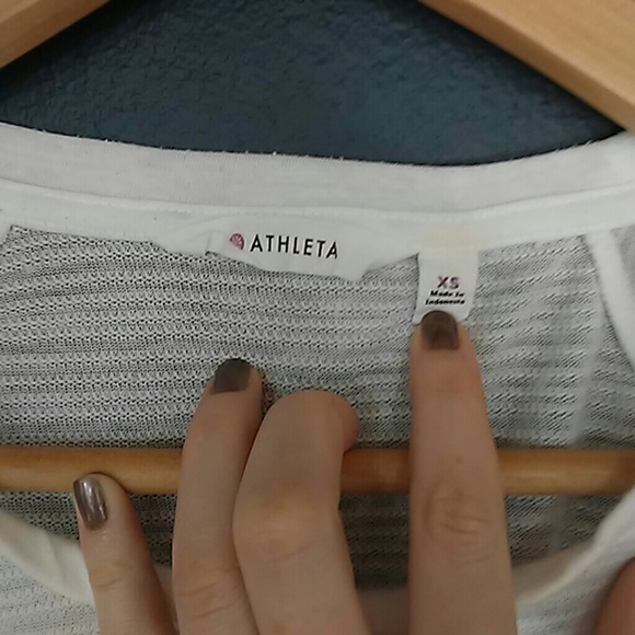 Athleta half sleeve top - Picture 2 of 4
