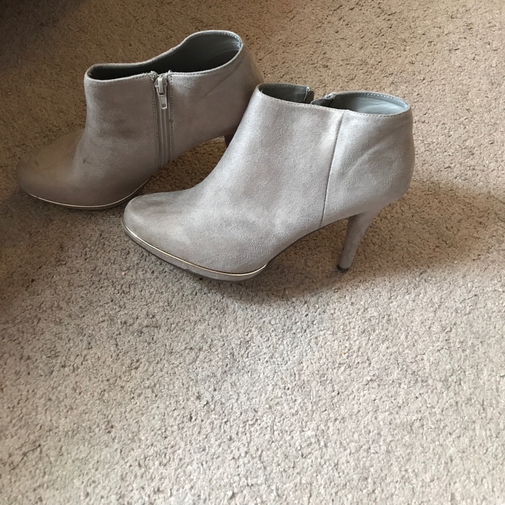 Nude suede
