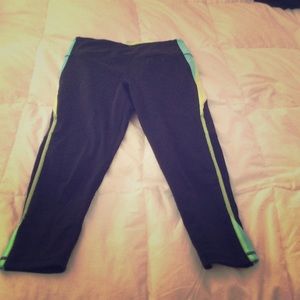 Victoria's Secret knockout Capri