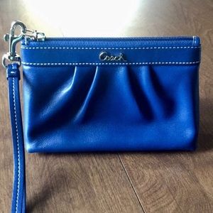 Coach Wristlet! **Reduced to $16**
