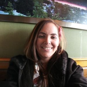 Meet your Posher, Denise