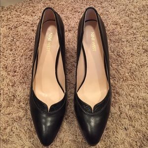 Nine West Black Platform Heel Size 9