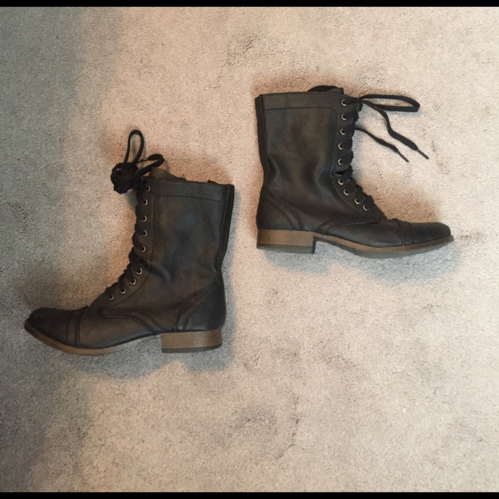 Candies Black combat boots 🖤