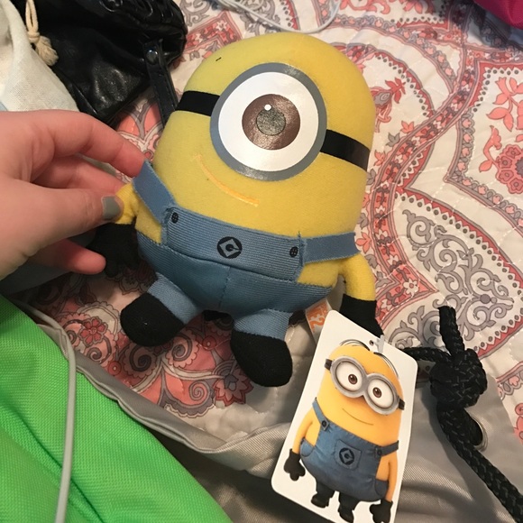 minion stuffed animal - Picture 1 of 3