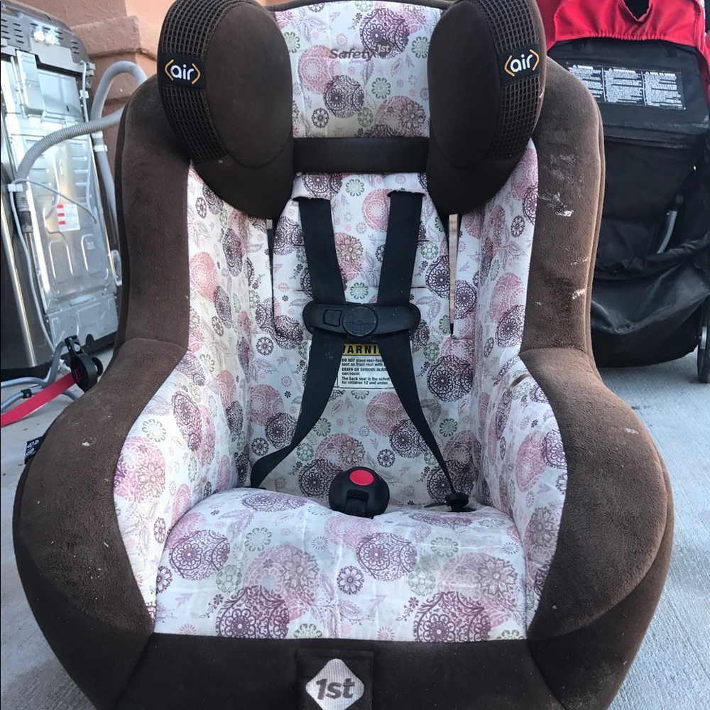 Girls car seat.