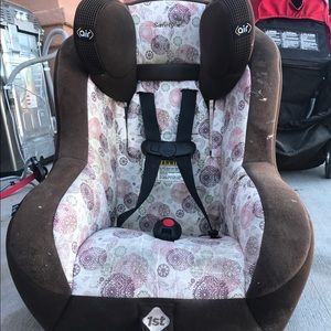 Girls car seat.