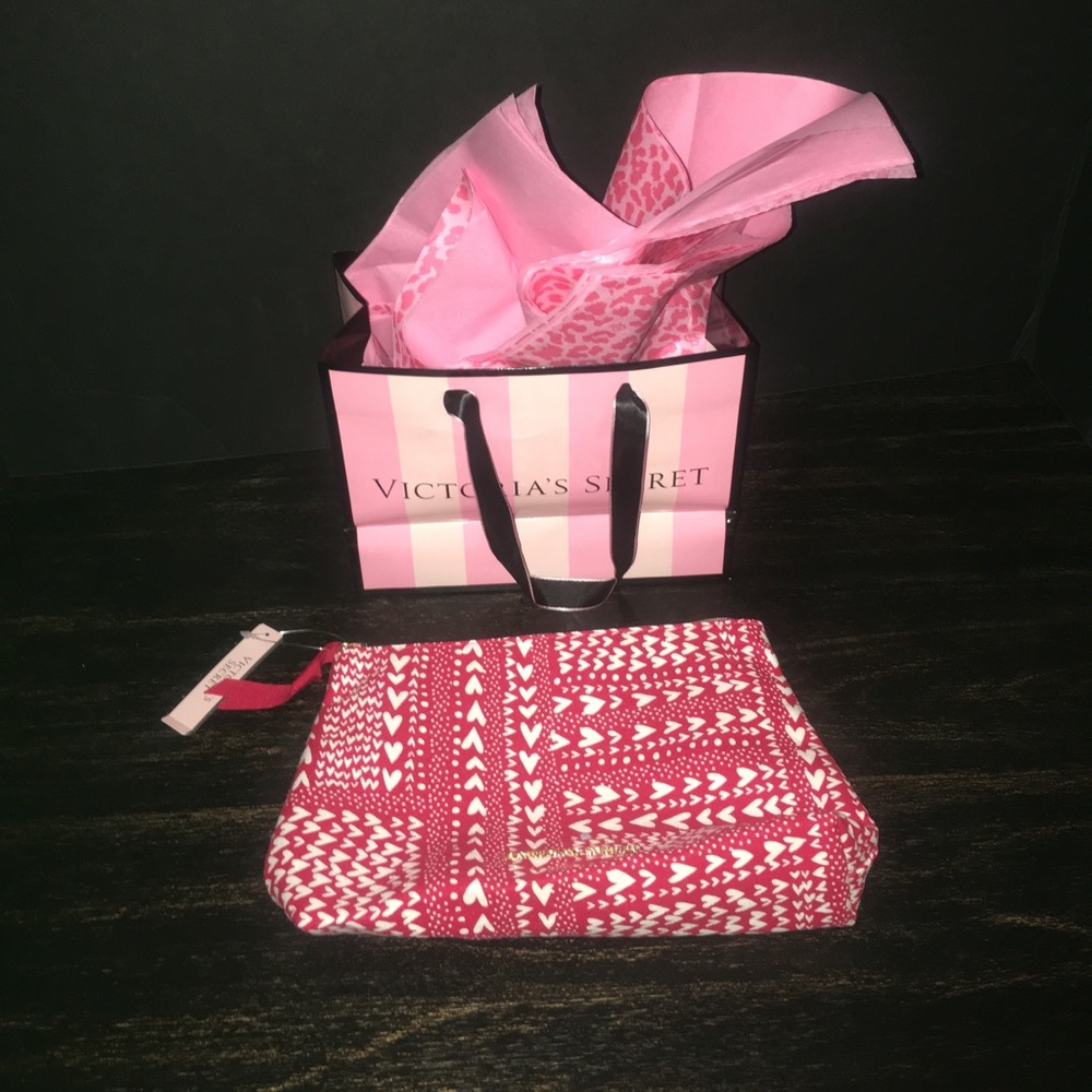 NWT! Victoria Secret Makeup Bag