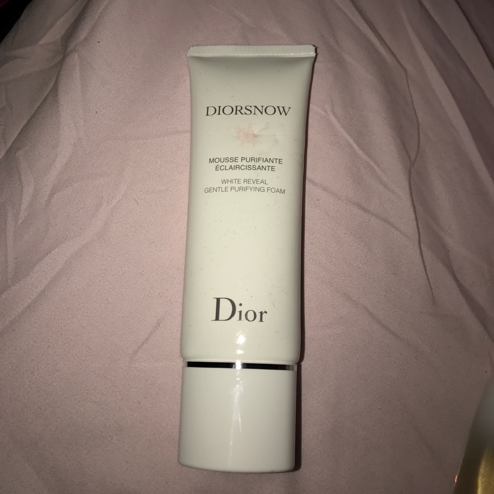 Diorsnow White reveal purifying foam 3.7fl oz