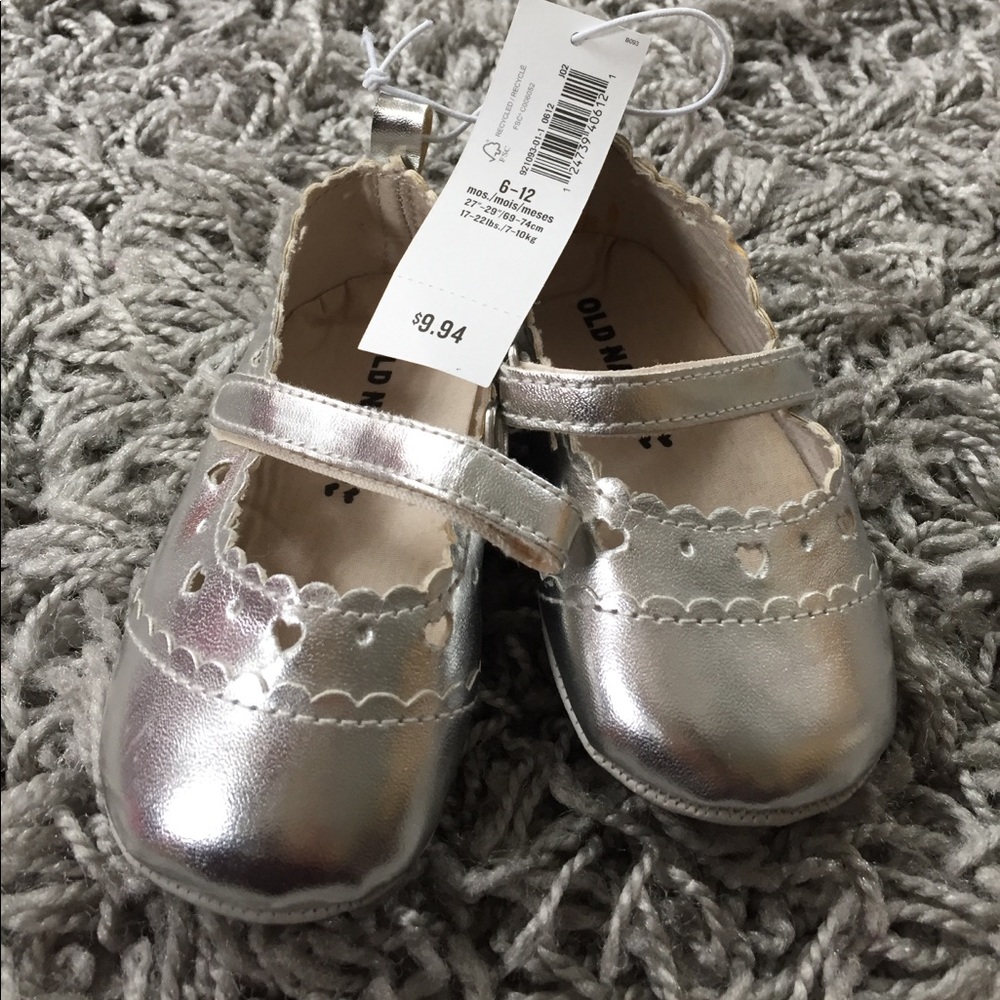NWT crib shoes
