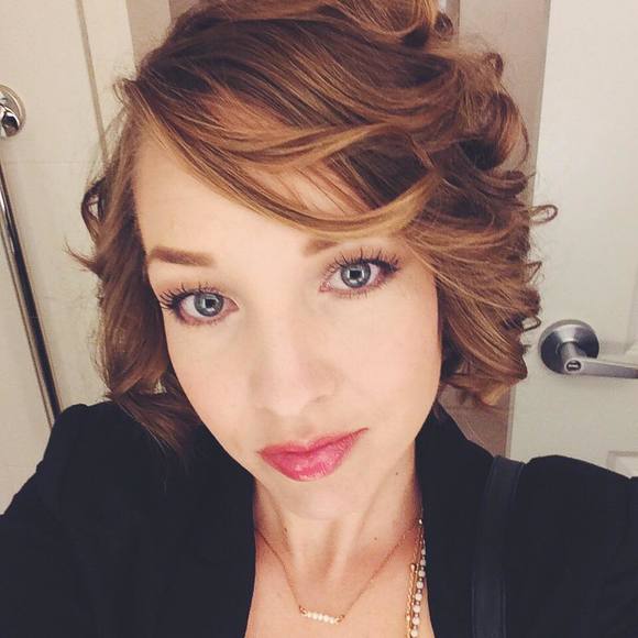 Meet your Posher, Heather - Picture 1 of 1