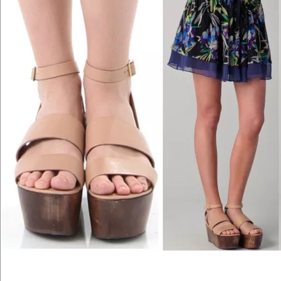 Elizabeth and James Shoes - Wooden platform 8.5 strappy wedge sandal nude