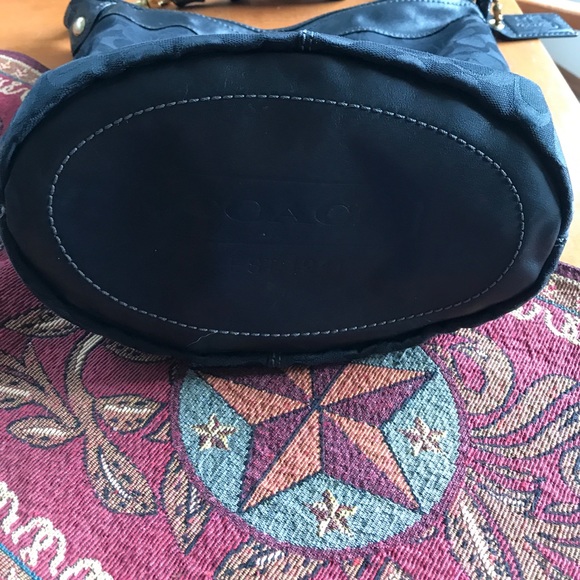 Purse - Picture 3 of 3