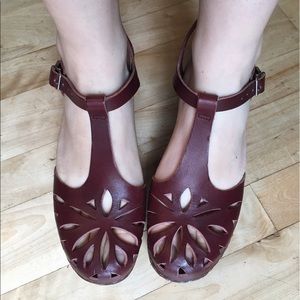 Swedish Hasbeens Lacy Sandal wine color sz 40 US 9