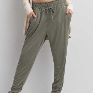 American eagle soft joggers