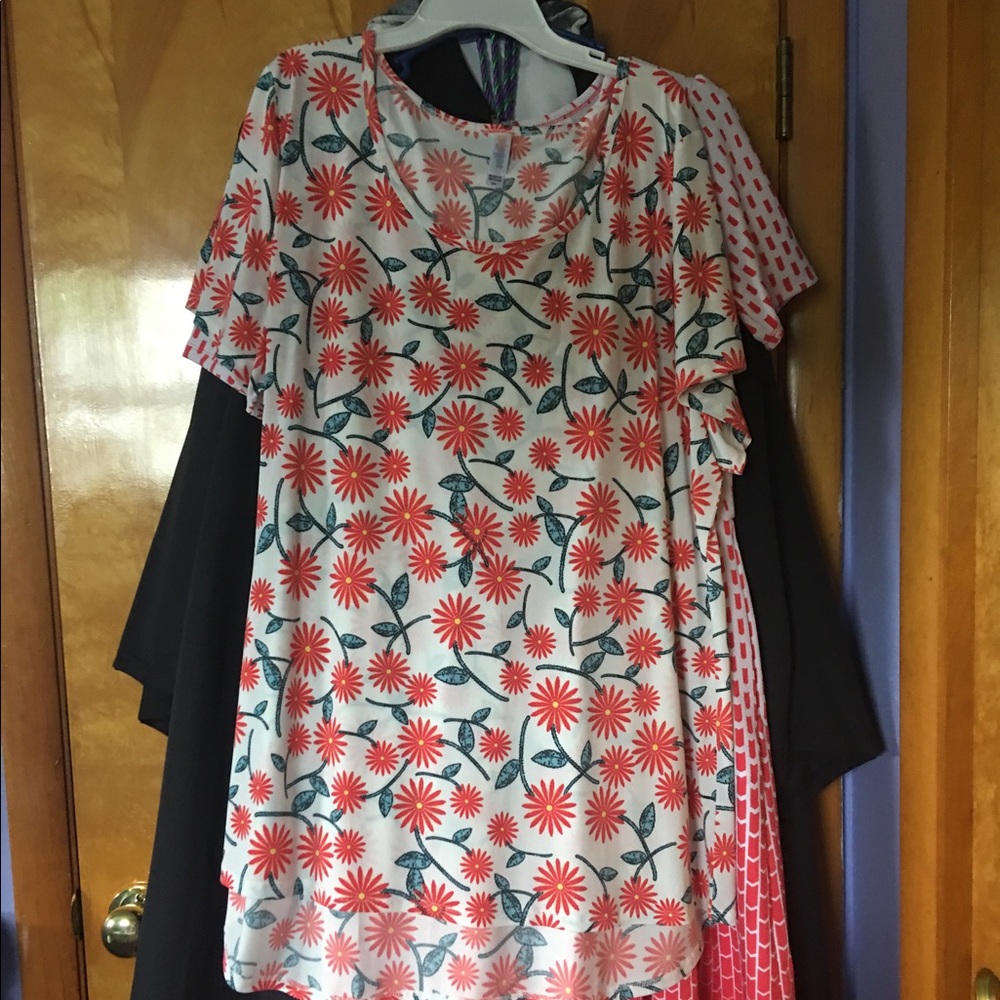 3XL Lularoe Classic T