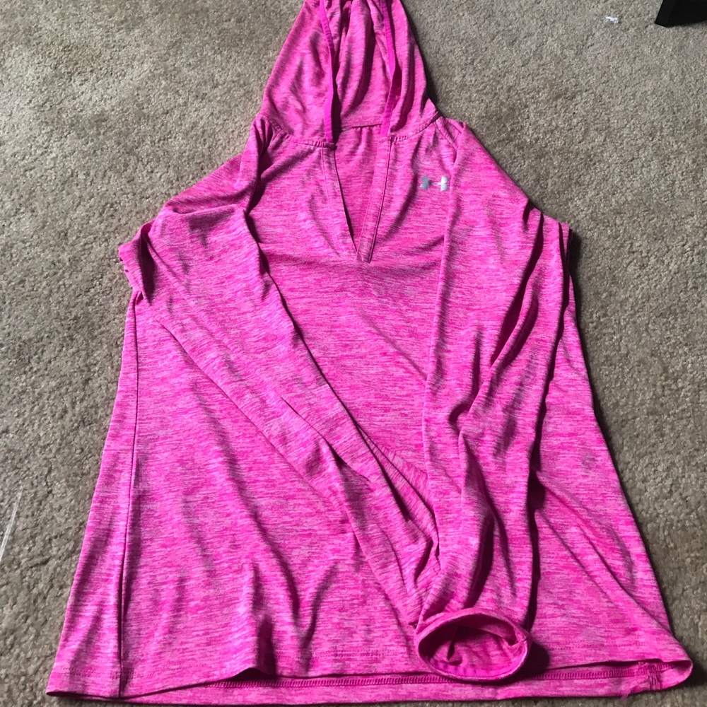 Women's under amour top