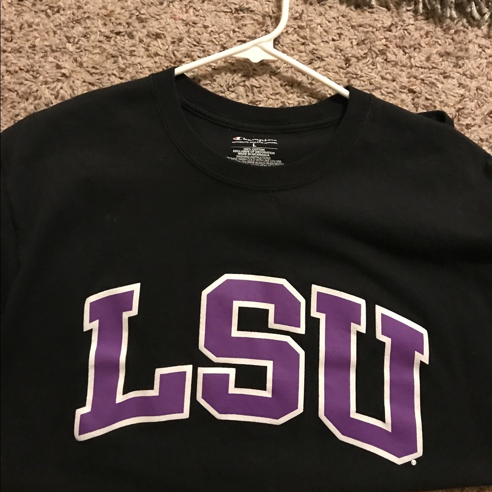 Black LSU t shirt