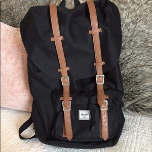 Hershel Little America Backpack