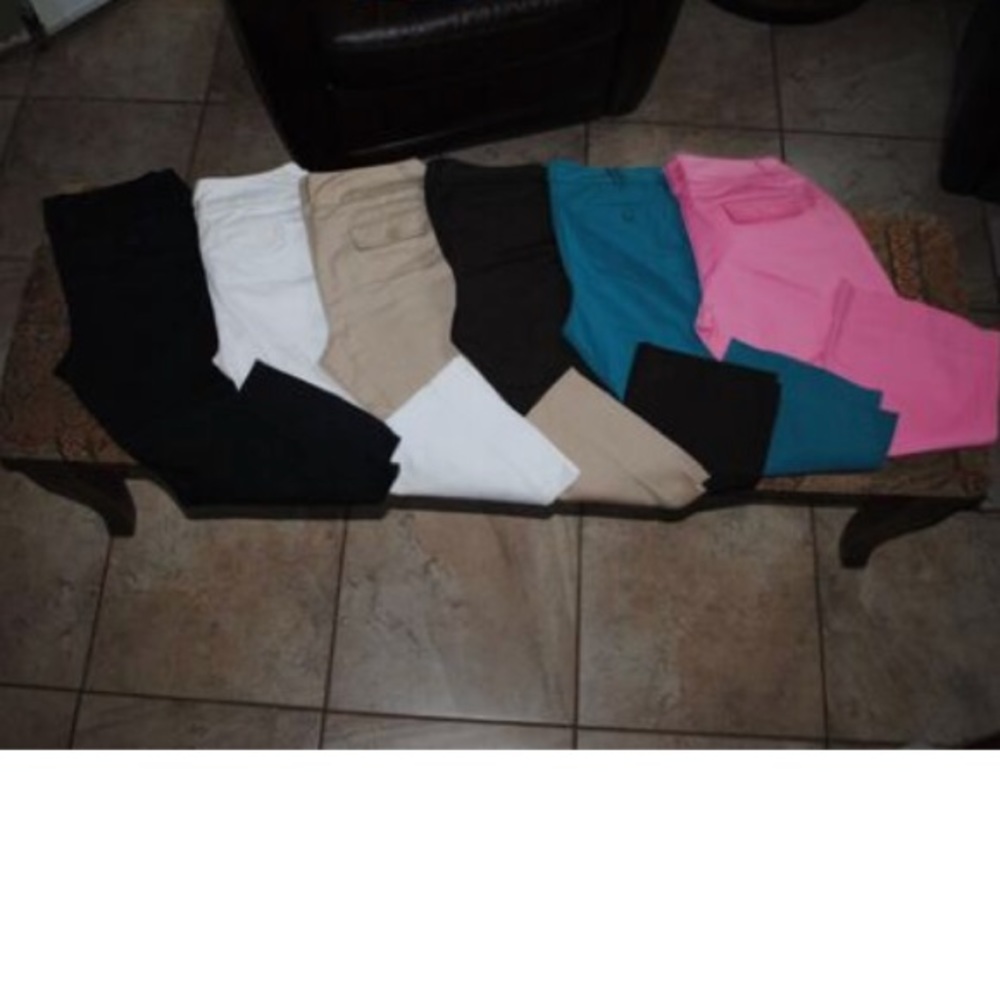 New York and Company Capris