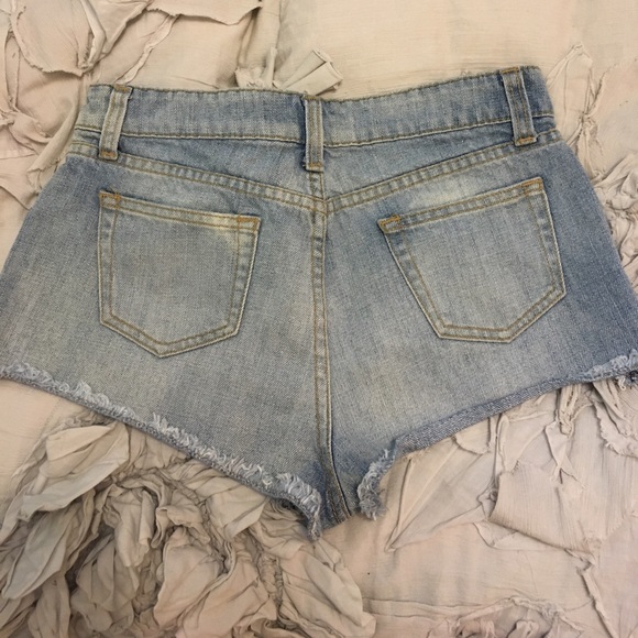 LF Shorts💕💕 - Picture 3 of 4