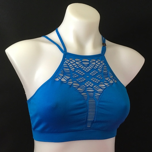 New! Victoria's Secret Unlined - Picture 2 of 3